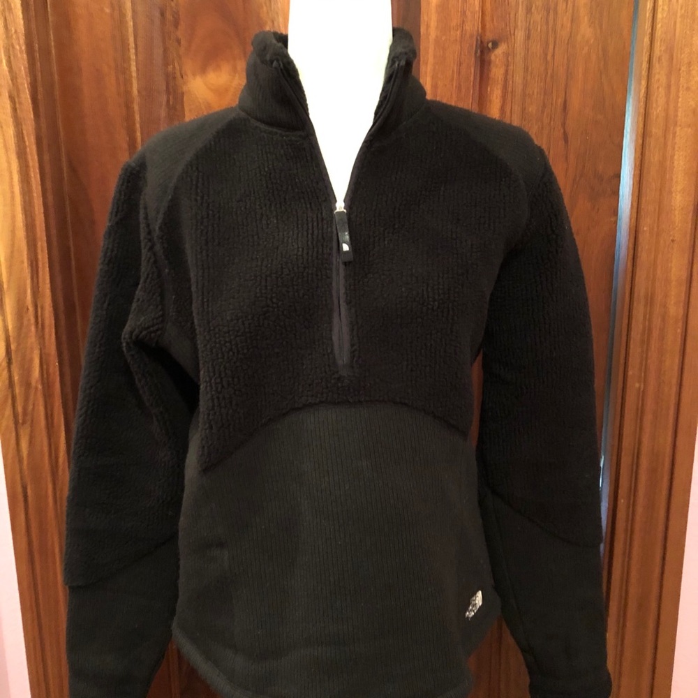 The North Face thick pullover, Lg quarter zip